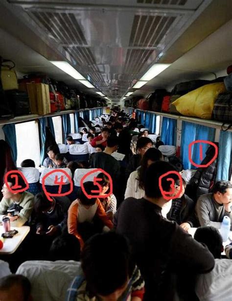 火车上有可以充电的地方吗，高铁动车各车厢都有，普通列车硬座没有 - 交通信息 - 旅游攻略