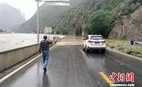 9月第一场雨突袭南宁，部分路段内涝严重...未来两天，这些地方还将有大雨！|南宁市_新浪新闻