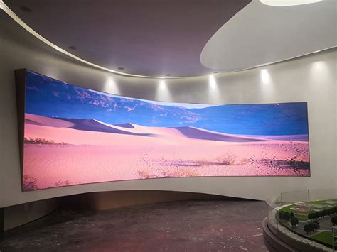 某公司展厅-杭州创维智慧液晶拼接屏-室内LED显示屏-条形屏厂家-浩显技术开发