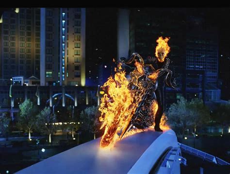 恶灵骑士 恶灵骑士（英文名：Ghost Rider）是惊奇漫画的人物，形象一般是燃烧着的一副人体骷髅、穿着皮衣、背负铁链的英雄，并骑上燃烧着的 ...