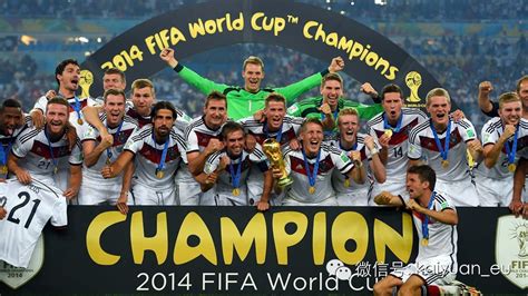 一字排开媲美男模，出征俄罗斯世界杯的德国国家男子足球队！