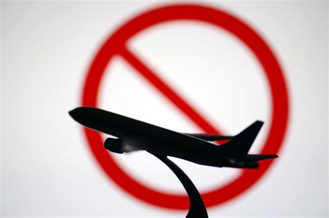 中国敦促有关国家不要限制双方航空公司运营航线航班_凤凰网
