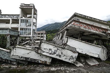 1960年智利9.5级地震，相当于27000颗原子弹？引发海啸横跨太平洋_灾难_因为_人类