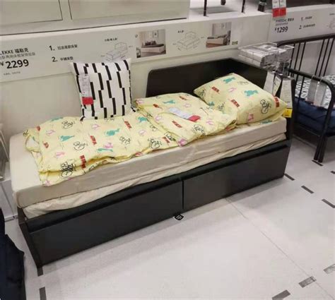 宜家国内代购IKEA百灵床架带抽屉带储物床双人床架1.5米阁楼床_虎窝淘