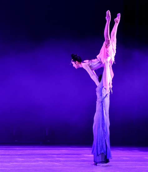 温籍青年舞者何亚丹摘得第18届首尔国际舞蹈比赛银奖-新闻中心-温州网