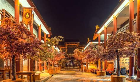 咸阳有个中国第一条展示唐诗文化底蕴的灯笼街，重现大唐上元夜景|上元|唐诗|夜景_新浪新闻