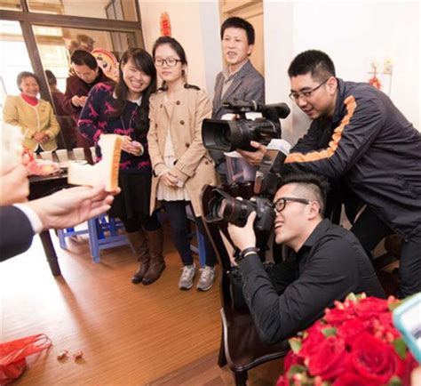 婚礼跟拍用什么镜头 - 中国婚博会官网