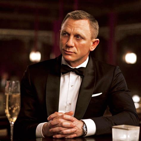 《007：无暇赴死》新料：新邦女郎超惊艳，老邦德仍然能打！_电影_高清完整版视频在线观看_腾讯视频