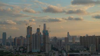 武汉城市建筑夜晚岳家嘴交通枢纽俯拍摄影图配图高清摄影大图-千库网