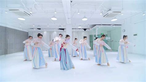 城市舞集 | 中国舞《怎叹》郑思敏 镜面版_腾讯视频