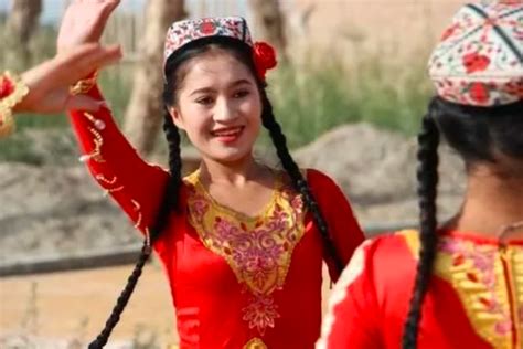 新疆维吾尔族女孩名字大全推荐_慧起名