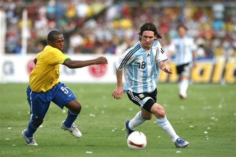 阿根廷vs乌拉圭首发：梅西PK苏亚雷斯，劳塔罗巴尔韦德出战_东方体育