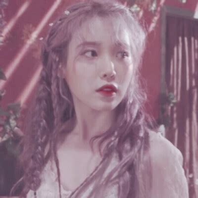 黄色美女照片图片