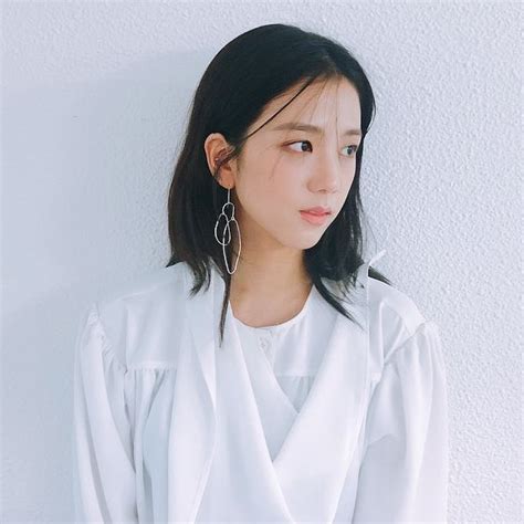 头像非主流女生白色