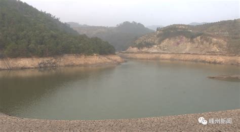 开屏新闻-云南陆良县多座水库干涸龟裂，3万多人出现饮水困难！