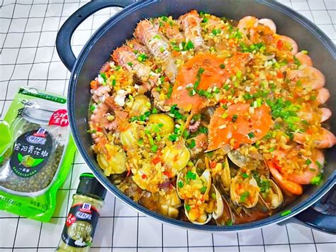 【家庭版韩式海鲜锅的做法步骤图，怎么做好吃】小玉酱酱酱酱_下厨房