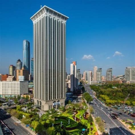 上海华融大厦 - 快办公
