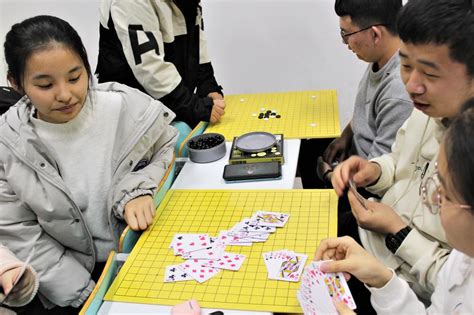 安溪茶学院组织开展“这就是棋牌”活动