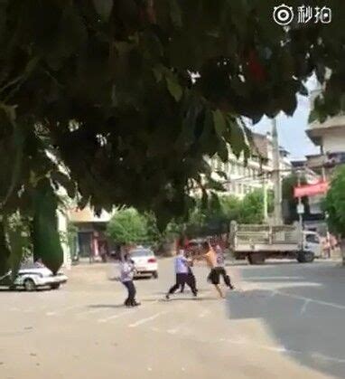 四川广元发生持刀袭警事件 - 四川 - 华西都市网新闻频道