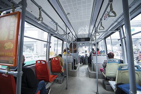 漯河开通免费公交专线，打通为人民服务的最后一公里-大河新闻