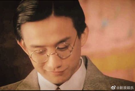 2000年 《人间四月天》，黄磊饰演徐志摩……_手机新浪网