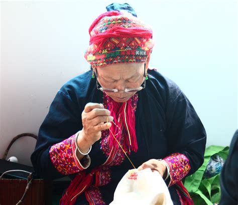 非遗丨黎族传统染纺织绣技艺，带你了解巧手之下的黎锦_传承