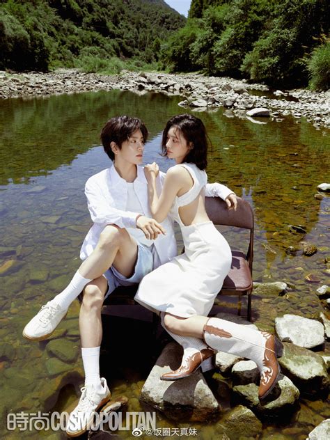 许佳琪和魏哲鸣拍摄的七夕情侣大片真的满脸写着不熟……