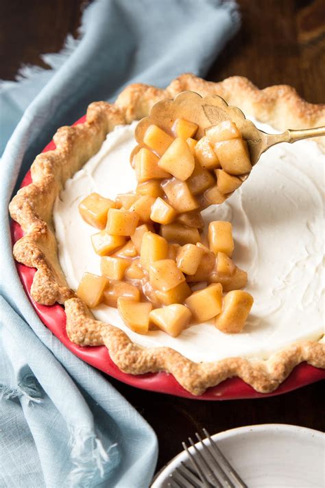 Cinnamon Apple Cream Pie Recipe: This May Be the Best Apple Pie You