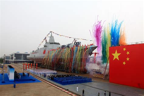 中国海军已有38艘先进驱逐舰，还有必要魔改052D吗？055有话要说__凤凰网