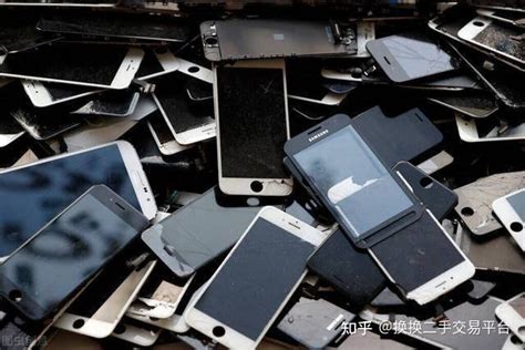 转转集团手机行情报告：二手市场iPhone12夺5G销冠，国产手机交易小米第一_新消费_i黑马