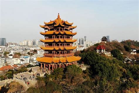 武汉成旅游热门目的地 黄鹤楼列国内景区热度第一名