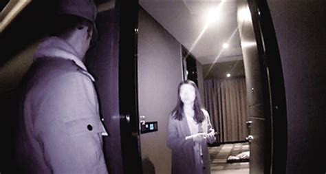 两女子半夜偷偷离开杭州某酒店，房间里留下的“物品”看吐了…