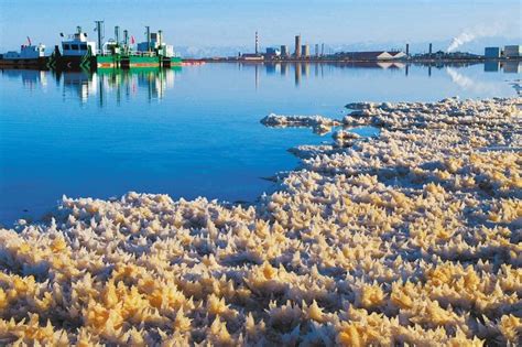 从一个湖泊起航的产业集群……——青海打造世界级盐湖产业基地_凤凰网