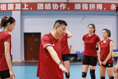 中国女排主教练最新消息,现在女排国家队主教练是谁-LS体育号