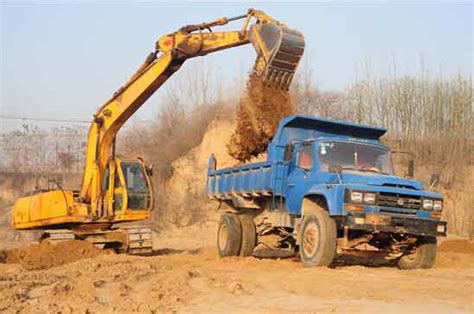 郑州清淤机械设备出租水陆挖机租赁_CO土木在线