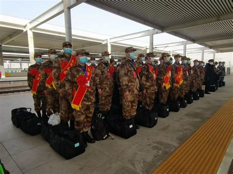 石坝镇举行新兵入伍集体欢送仪式_明光市人民政府
