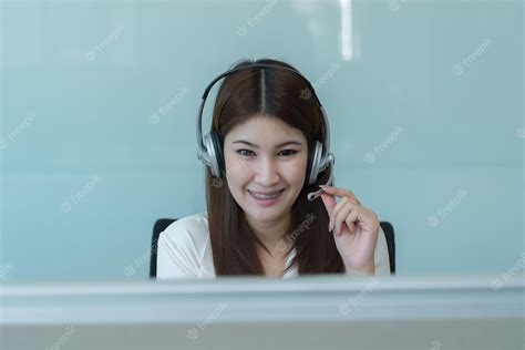 Premium Photo | Operator woman working at officethailand people
