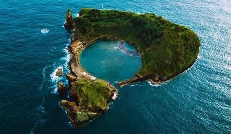 带你去看美丽的风景：亚速尔群岛上的一个巨大圆形水域 - 必经地旅游网