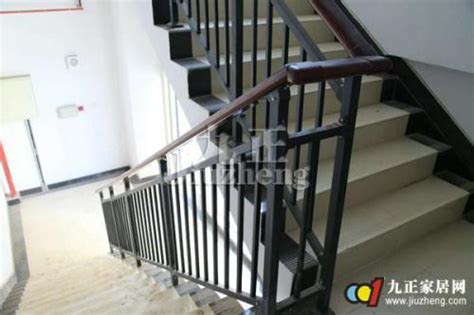 楼梯扶手怎样刷油漆 楼梯扶手油漆施工工艺