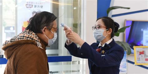 疫情防控期间 交行上海市分行老年群体服务再升级_手机新浪网