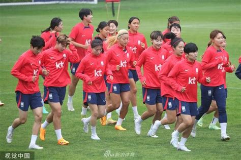 中国女足1-1韩国女足全场数据：双方均4脚射门1次射正 - 知乎