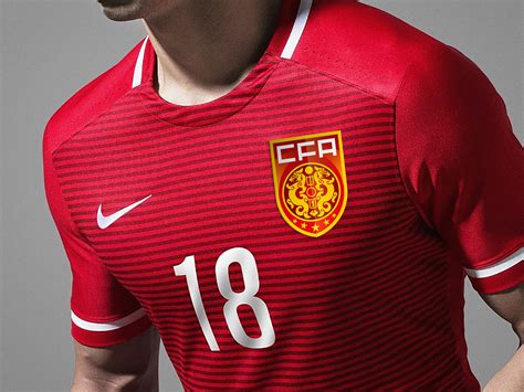 全新2018意大利国家队队徽曝光 - 球衣视点 - 足球鞋足球装备门户_ENJOYZ足球装备网