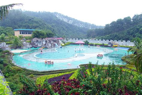 2023九华山庄温泉文化主题公园玩乐攻略,...山庄是老温泉，水质量有保...【去哪儿攻略】