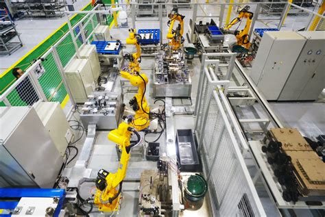 智能化生产机器人的工厂来啦！