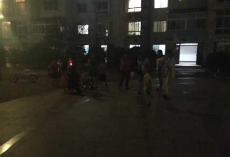 济南4岁女孩裸身7楼坠亡 保姆被带走调查(图)-搜狐新闻