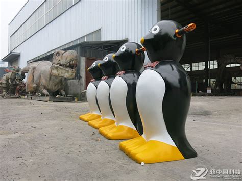 玻璃钢企鹅雕塑_工厂新闻_道具机模型动态雕塑公司源头厂家