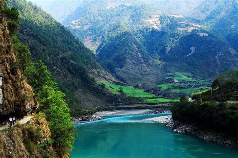 《怒江州泸水市旅游业发展规划（2017-2030）》案例_新寨村
