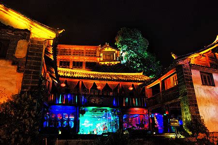 丽江古城夜色酒吧高清图片下载-正版图片500893295-摄图网