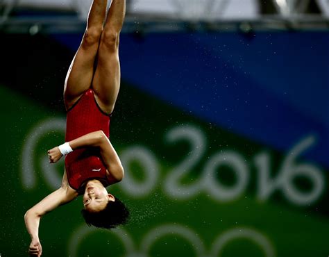 奥运会跳水女子10米跳台中国队包揽金银牌
