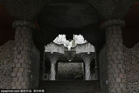 重庆：各式奇葩厕所集中亮相 无性别、宫殿式、露天厕所吸睛[13]- 中国日报网